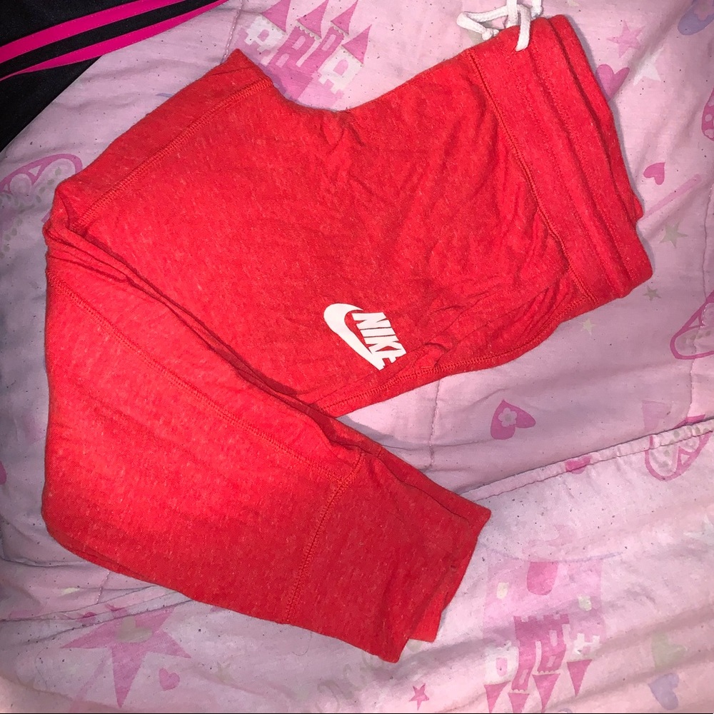 Red Nike Sweatpants Size Medium Joggers - Picture 3 of 3